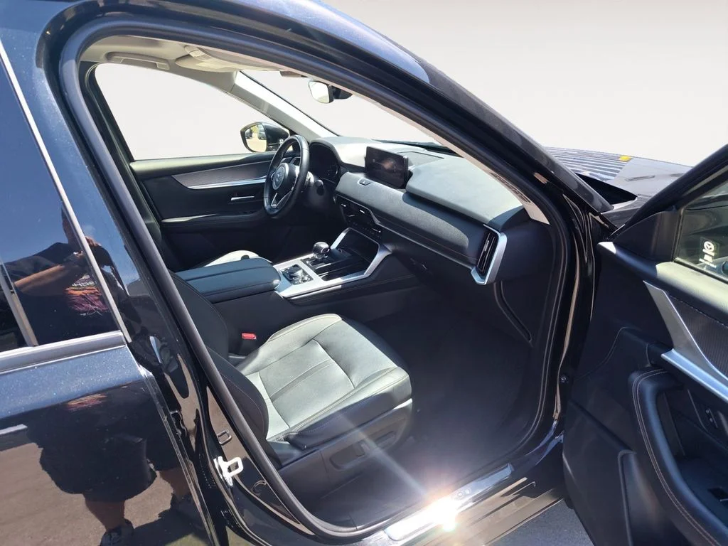 Used 2024 Black Mazda 3.3 Turbo Preferred Plus image 15