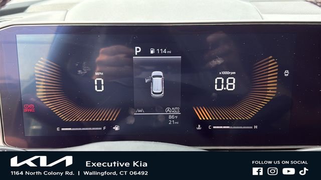 New 2026 Ivory Silver Kia LX image 14