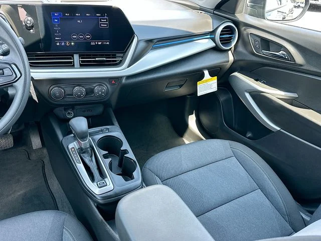 Used 2025 Black Chevrolet LS image 21