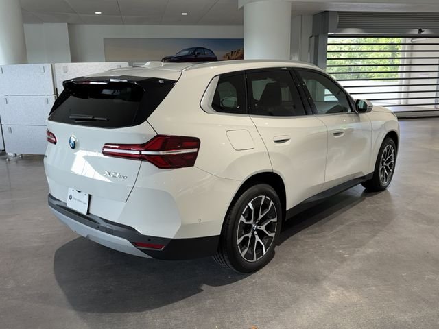 New 2026 Alpine White BMW 30 xDrive image 8