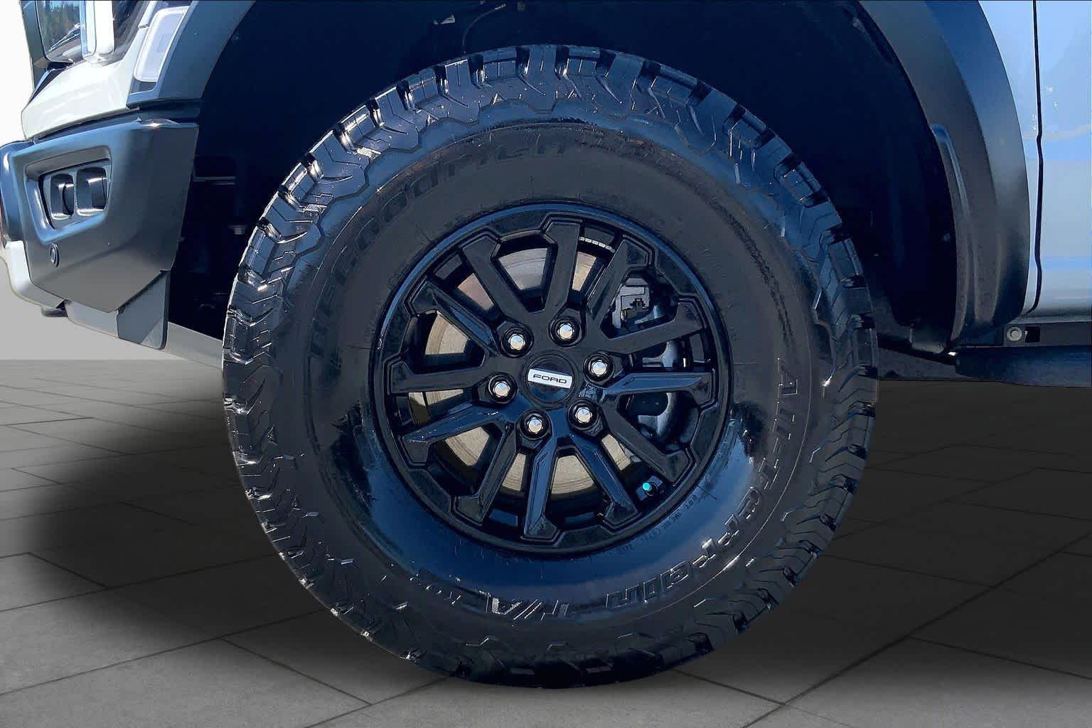 Used 2026 Avalanche Ford Raptor image 11