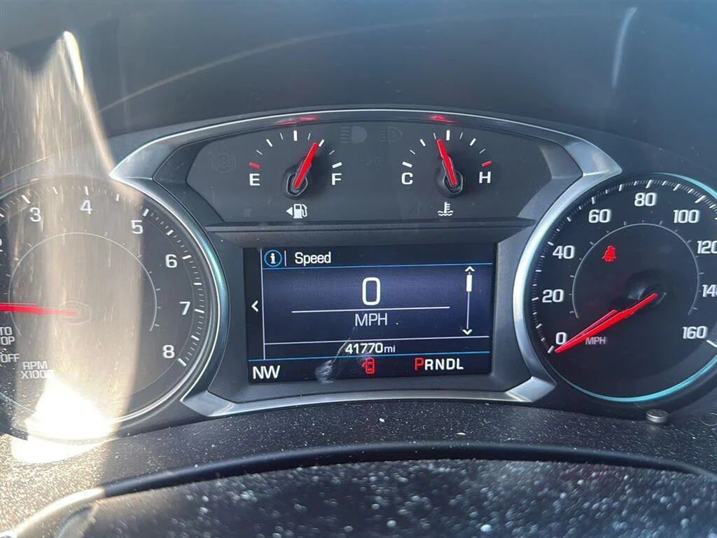 Used 2019 Summit White Chevrolet LT image 11