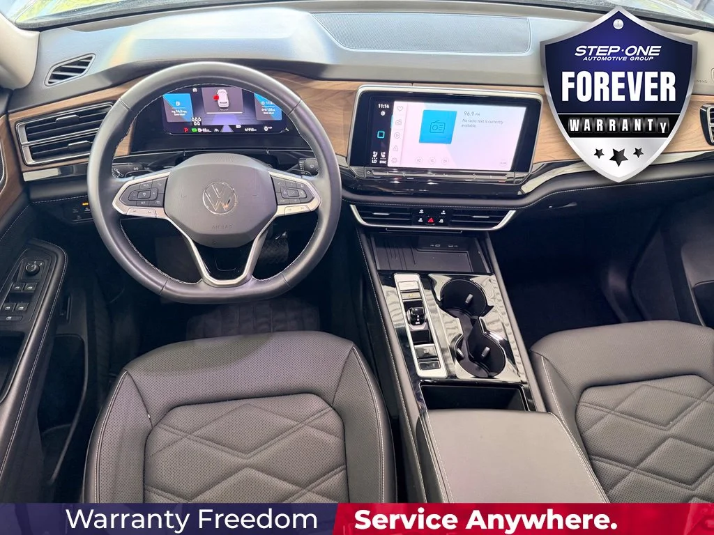 Used 2025 Black Volkswagen 2.0T SE w/Technology image 15
