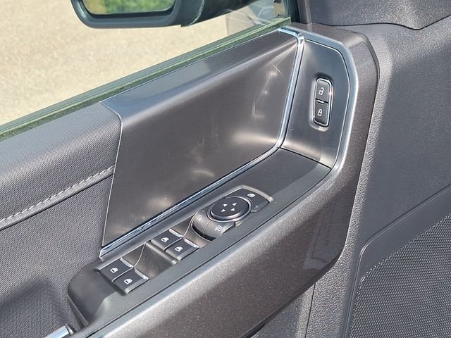 Used 2023 Silver Ford XLT image 11