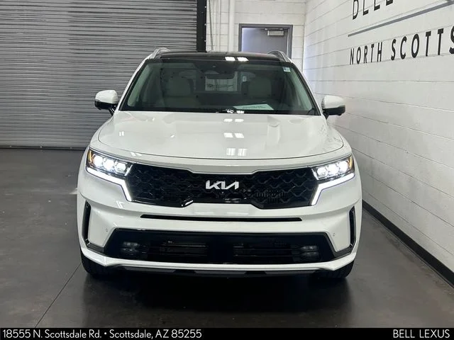 Used 2023 White Kia SX Prestige image 5
