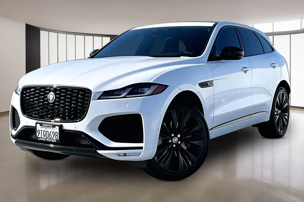 2026 Jaguar F-PACE P400 R-Dynamic S's photo
