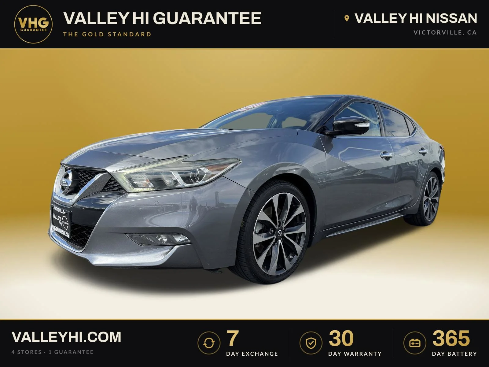 Used 2016 Gray Nissan SR image 3