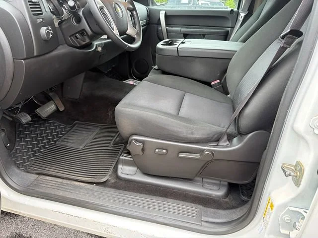 Used 2013 SUMMIT WHITE Chevrolet LT image 9