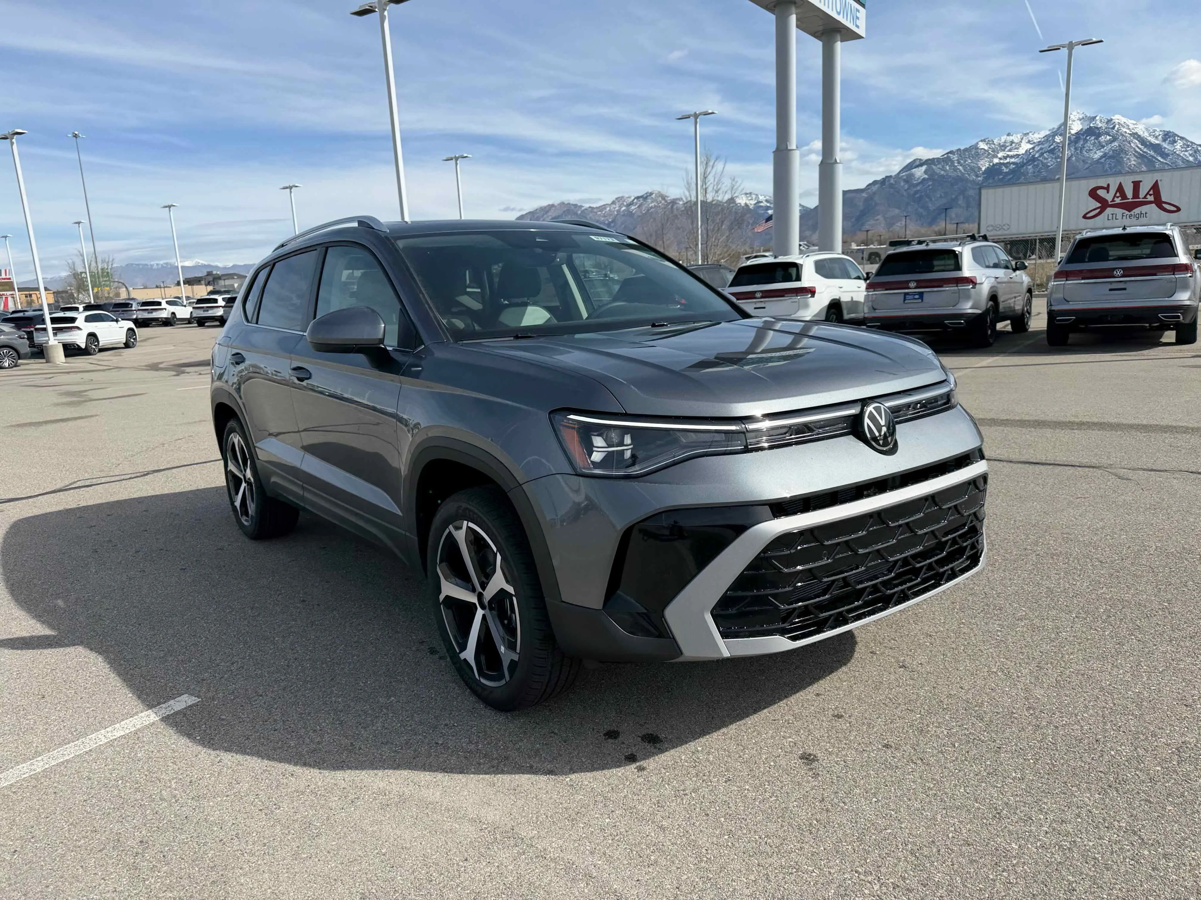 New 2026 Platinum Gray Volkswagen SEL image 9