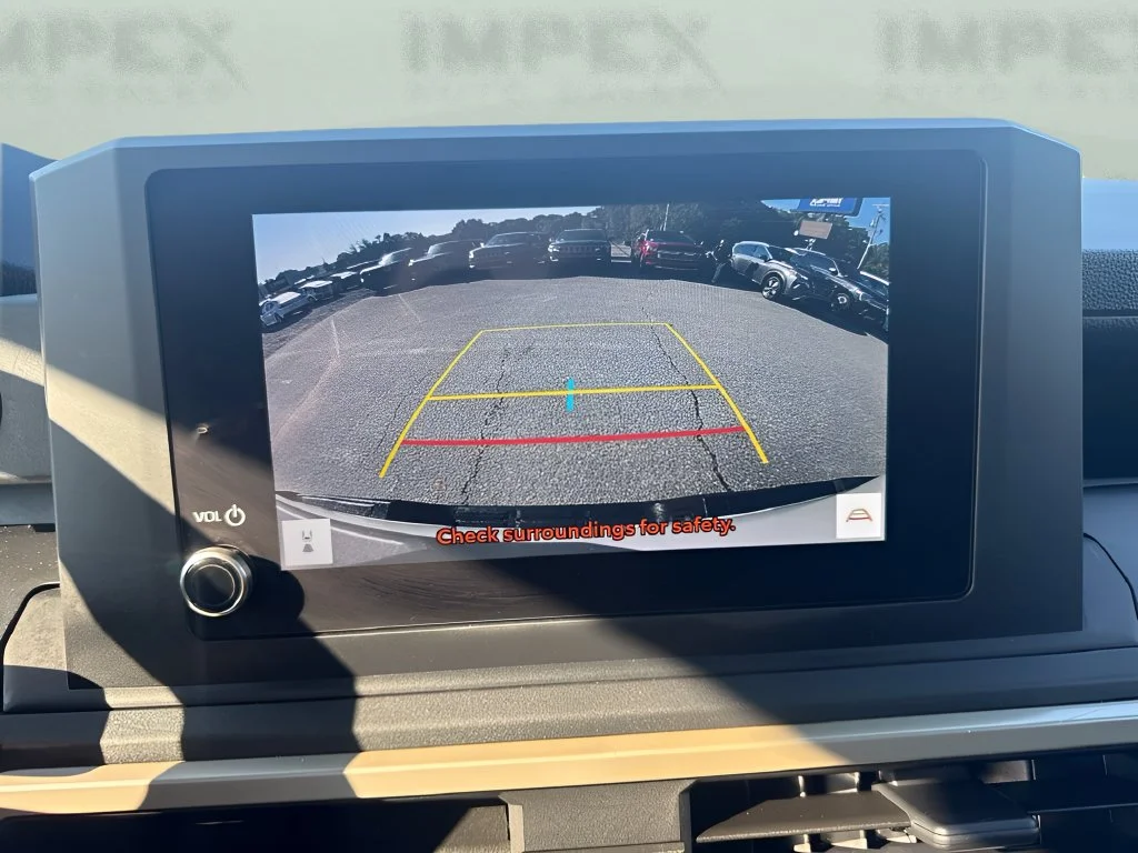 Used 2025 White Toyota SR image 18