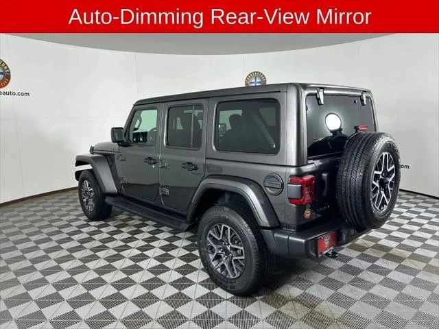 New 2026 Granite Crystal Metallic Clear-Coat Exterior Paint Jeep Sahara image 17