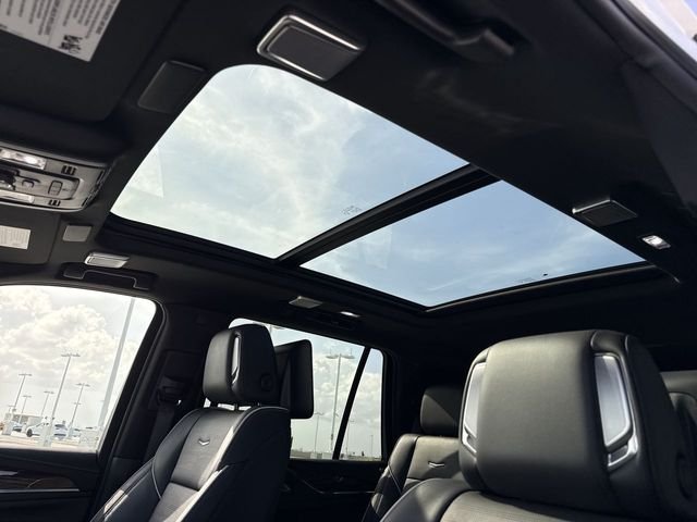 Used 2024 White Cadillac Premium Luxury image 22