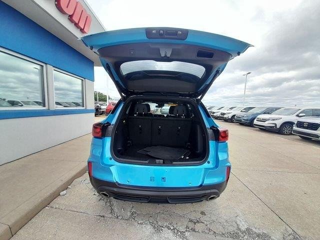 Used 2025 Marina Blue Metallic Chevrolet RS image 50