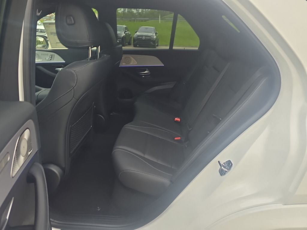 New 2026 Polar White Mercedes-Benz GLE 450 image 25