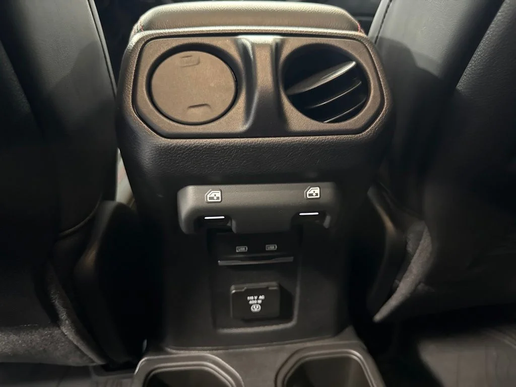 Used 2025 Black Jeep Rubicon image 17