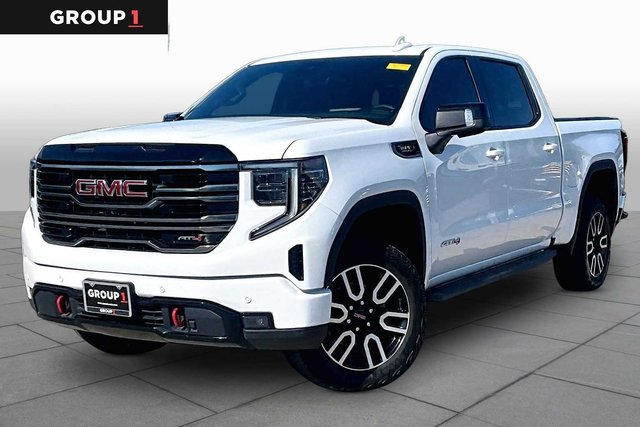 2025 GMC Sierra 1500 AT4