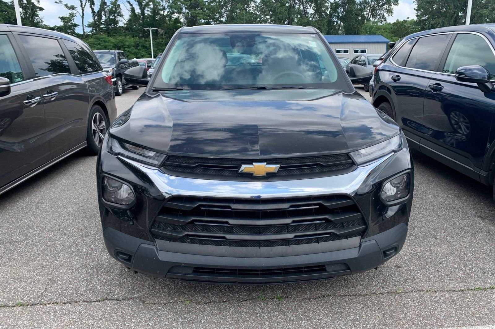 Used 2022 Black Chevrolet LS image 5