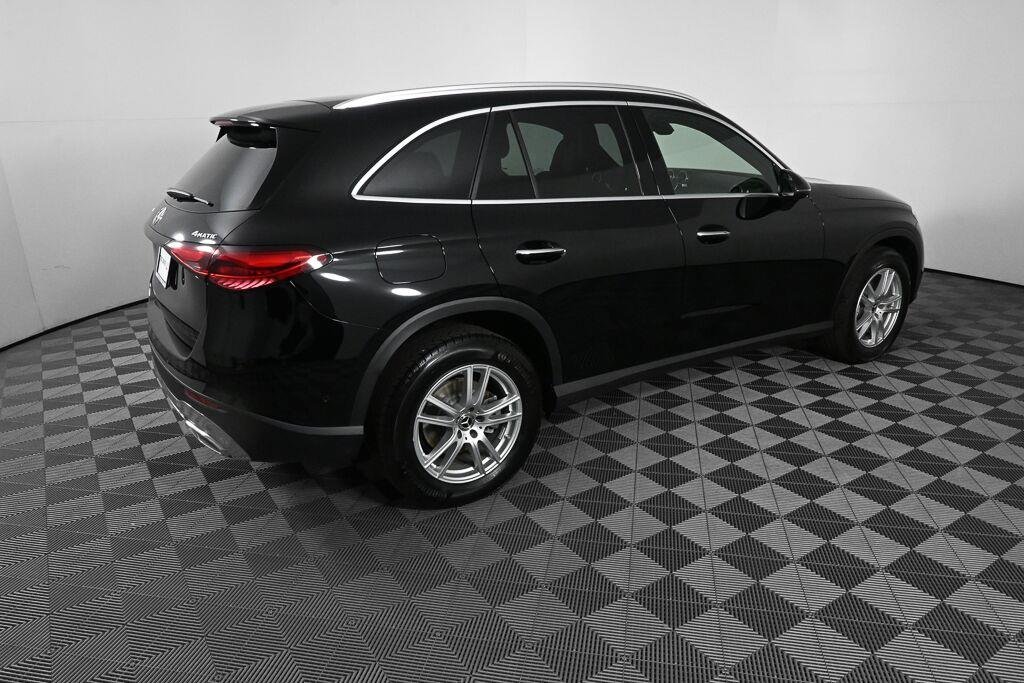 Certified Used 2025 Black Mercedes-Benz GLC 300 image 26