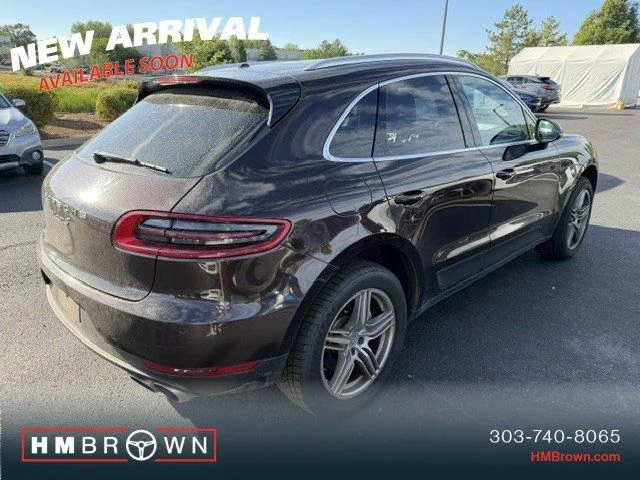 Used 2015  Porsche S image 4