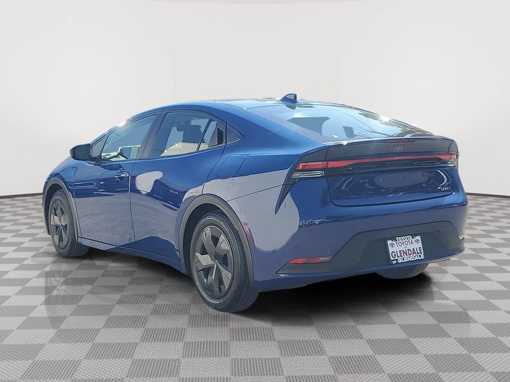Used 2025 Blue Toyota LE image 3