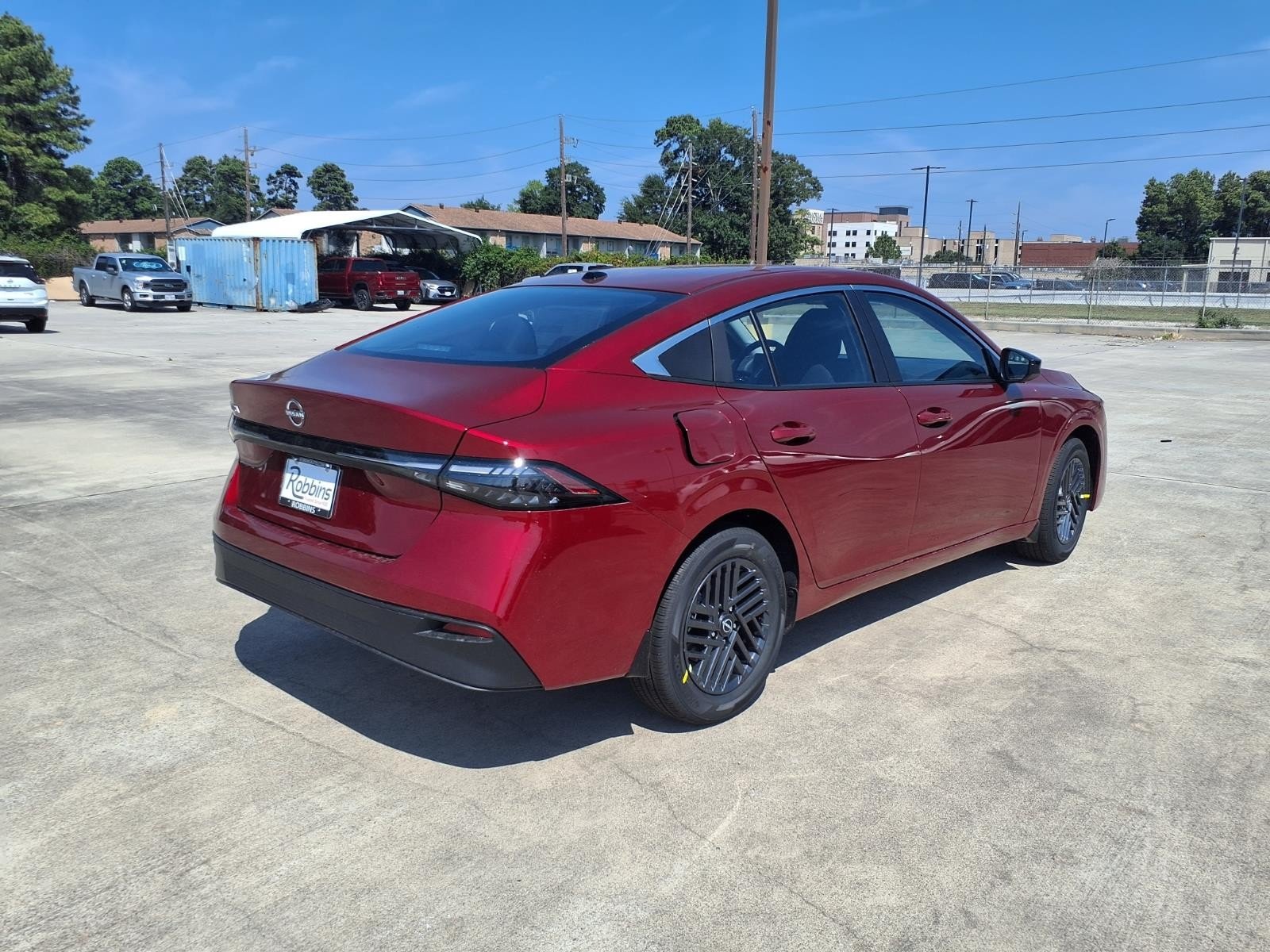2027 Nissan Sentra photo 2 of 24