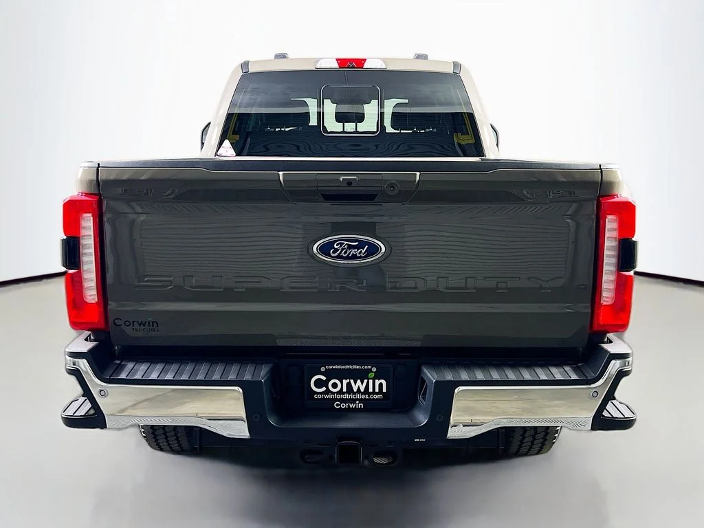 New 2026 Marsh Gray Ford Lariat image 14