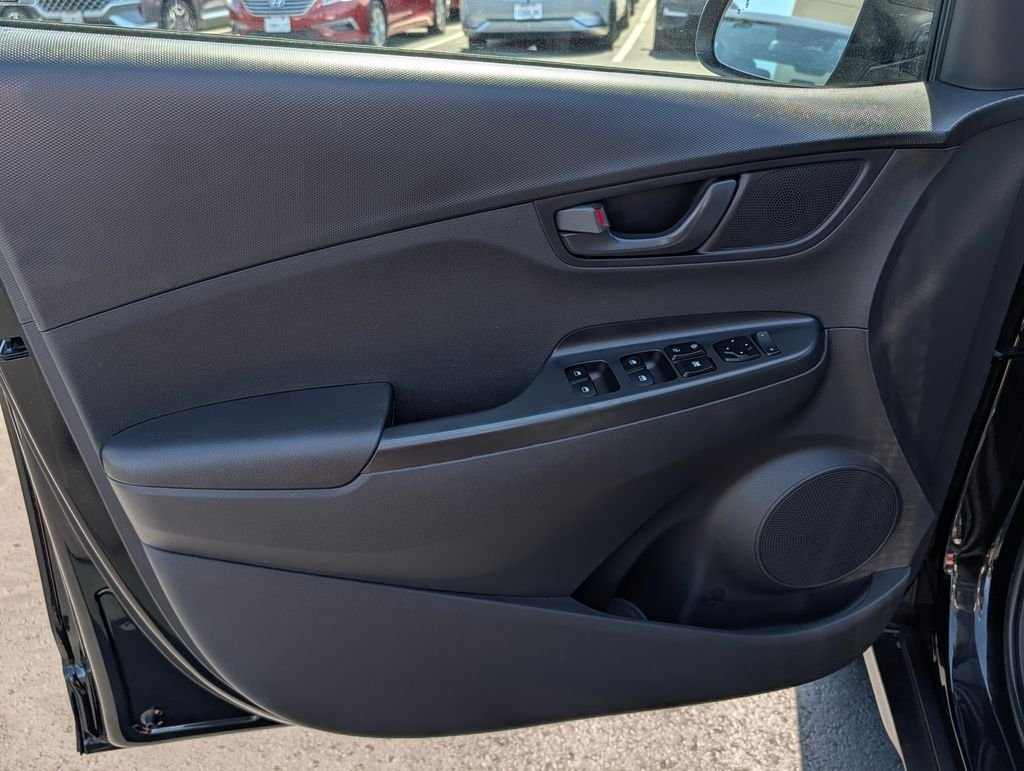 2023 Hyundai Kona SEL - Photo 15