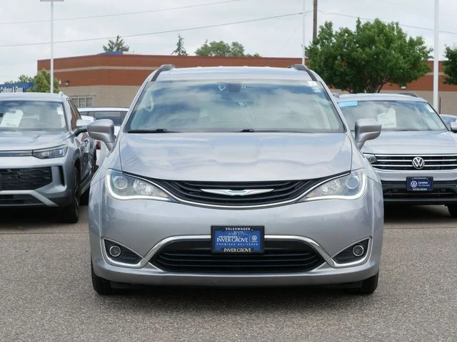Used 2017 Chrysler Pacifica Hybrid Premium with VIN 2C4RC1L70HR768818 for sale in White Bear Lake, Minnesota