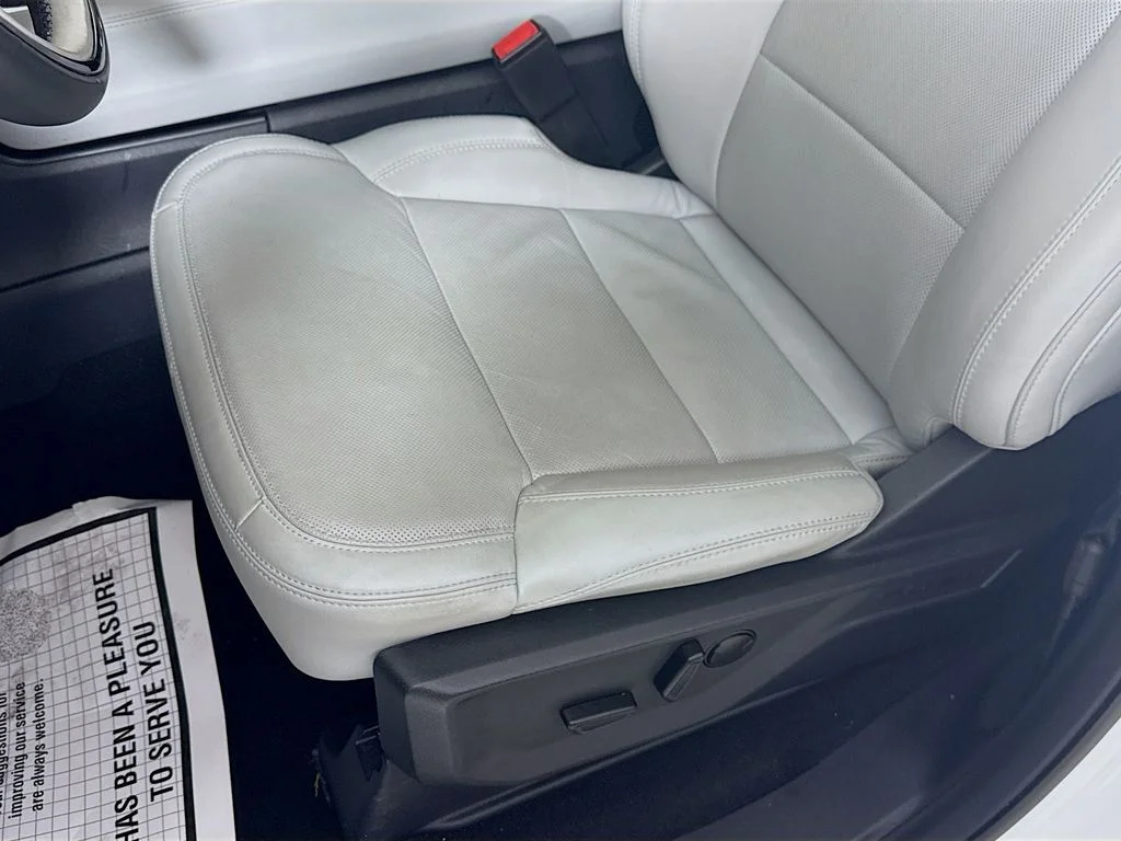 Used 2025 Oxford White Ford Platinum image 23
