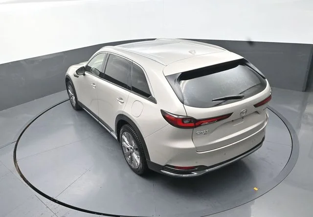 Used 2024 Silver Mazda 3.3 Turbo Premium image 28