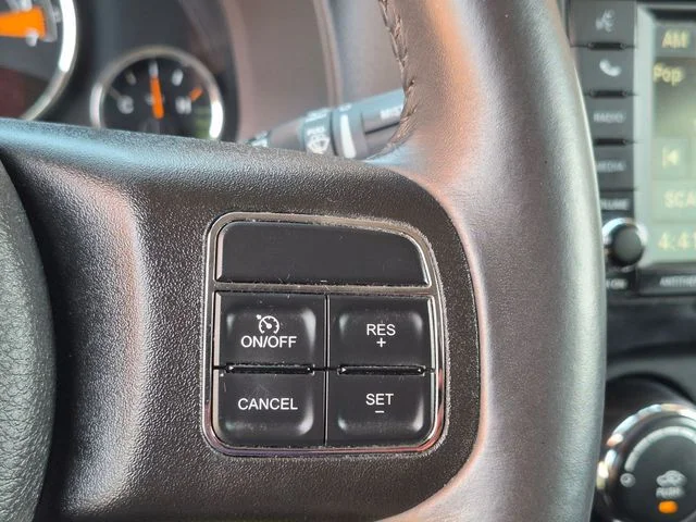 Used 2014 White Jeep Latitude image 15