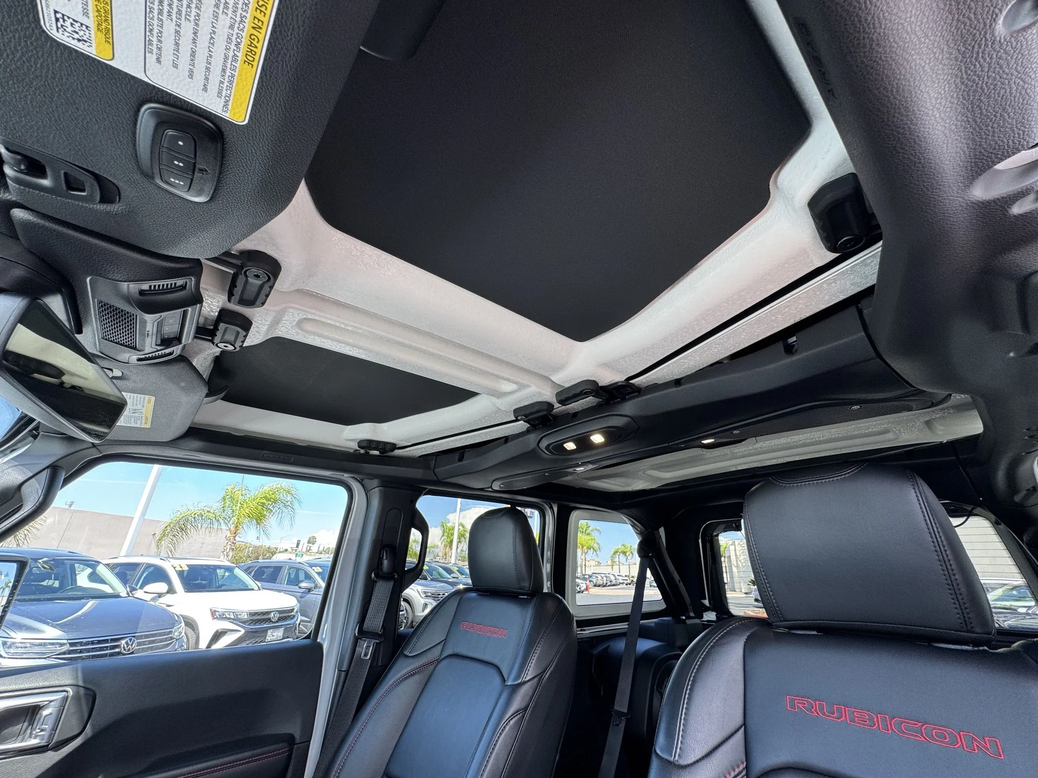Used 2024 Silver Zynith Clearcoat Jeep Rubicon X image 22
