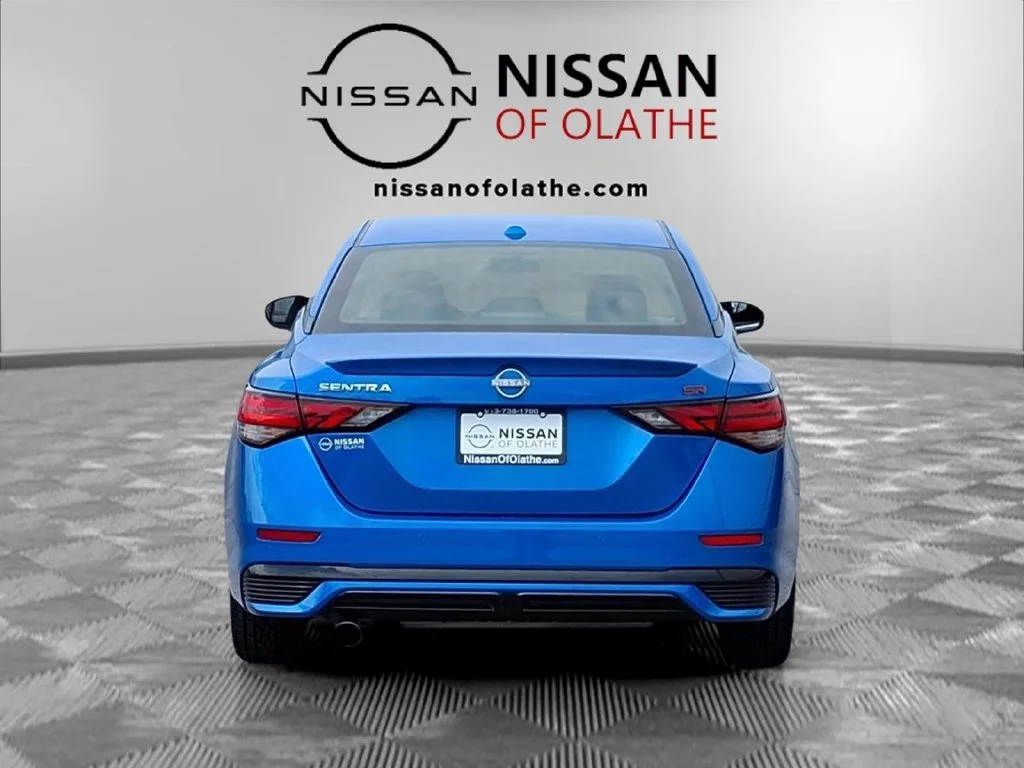 Used 2025 Blue Nissan SR image 27