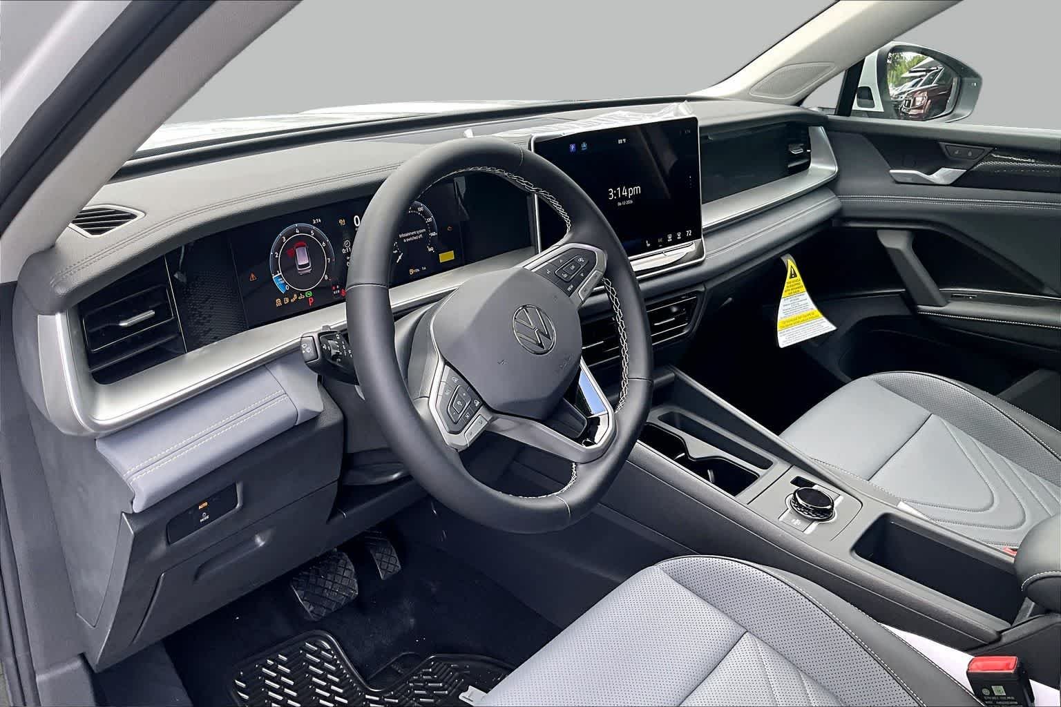 New 2026 Pure White Volkswagen 2.0T SE image 8