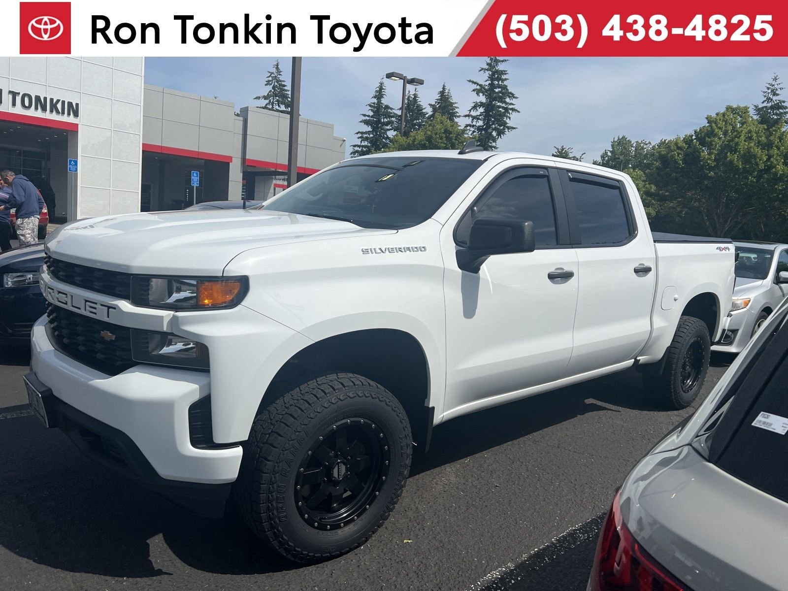 Used 2021 Summit White Chevrolet Custom image 1