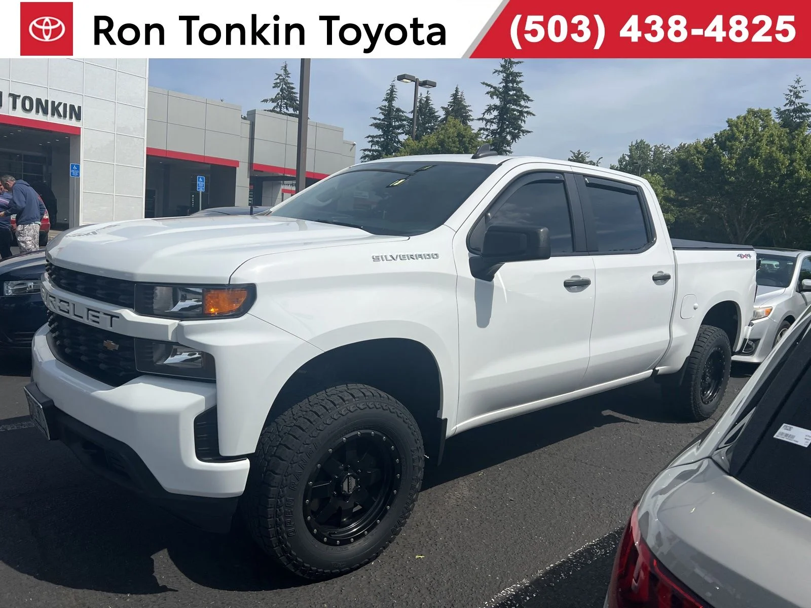 Used 2021 Summit White Chevrolet Custom image 1