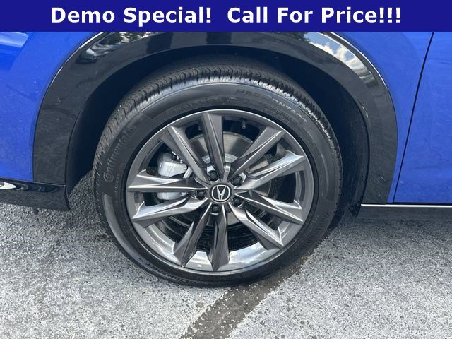 Used 2025 Sea Blue Acura w/A-Spec Package image 11