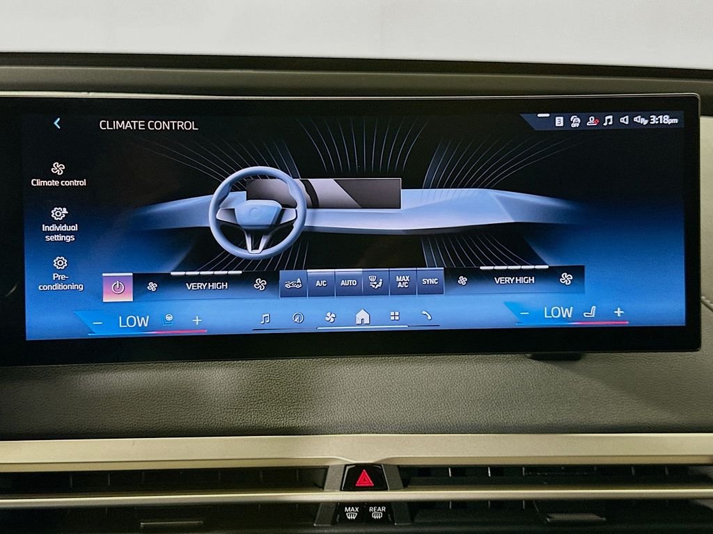 Certified Used 2024 Black Sapphire Metallic BMW xDrive50 image 16