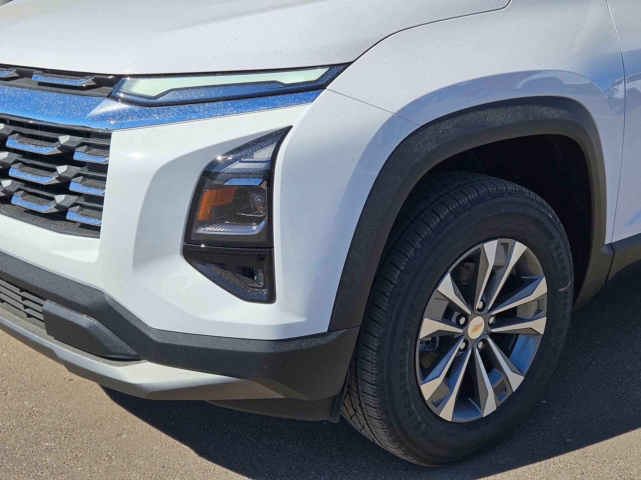 2026 Chevrolet Equinox LT - Photo 16