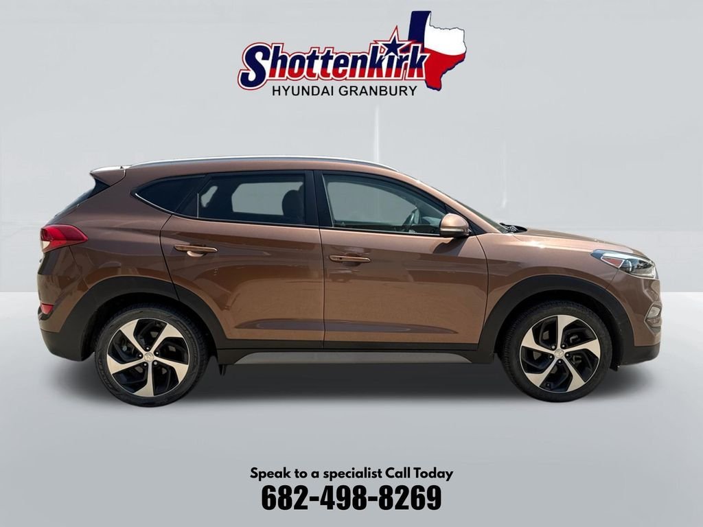 Used 2017 Beige Hyundai Sport image 5