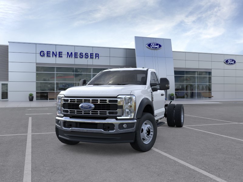 New 2026 Oxford White Ford F-600® XL image 2