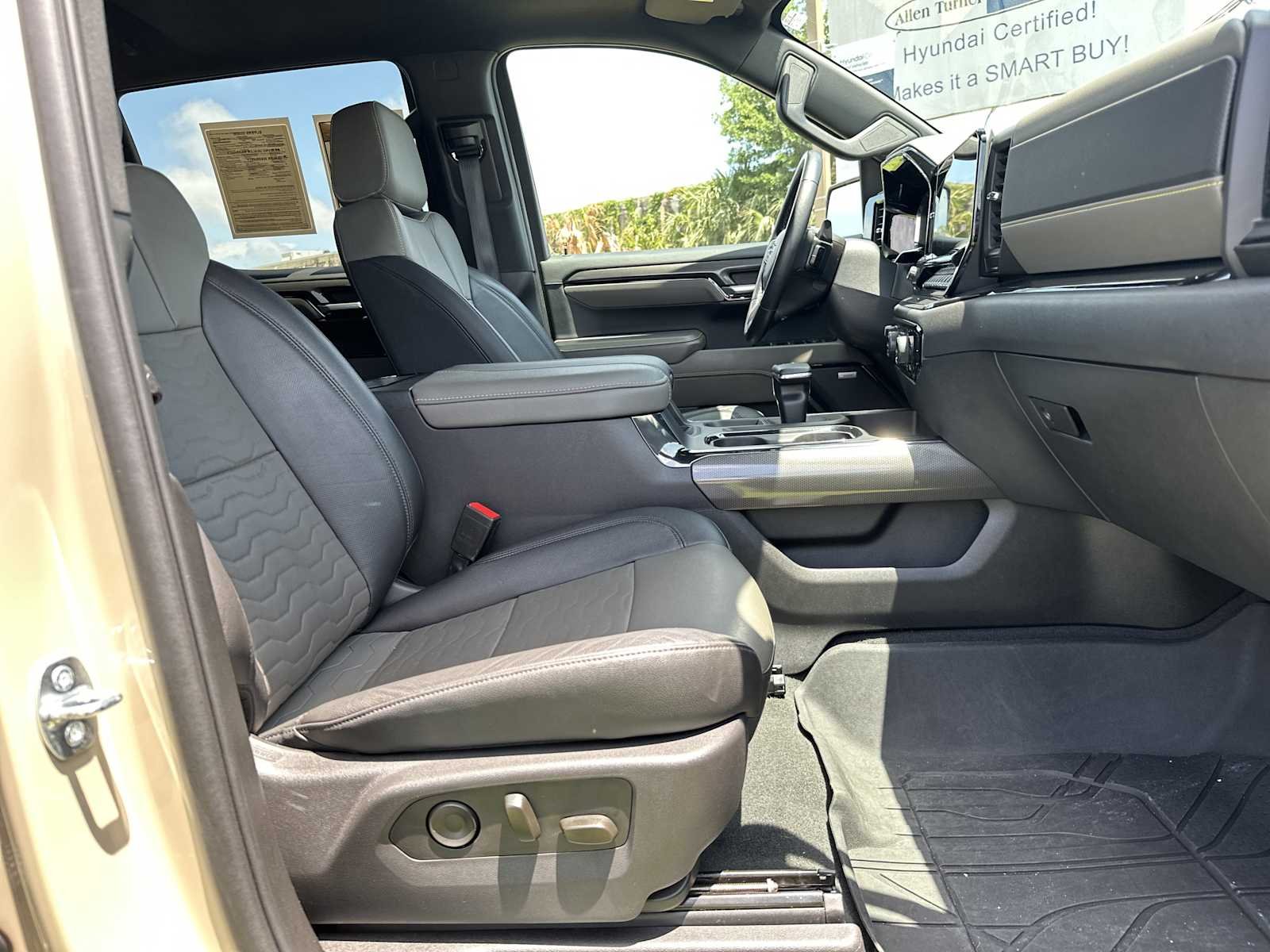 2023 Chevrolet Silverado 1500 ZR2 - Photo 27