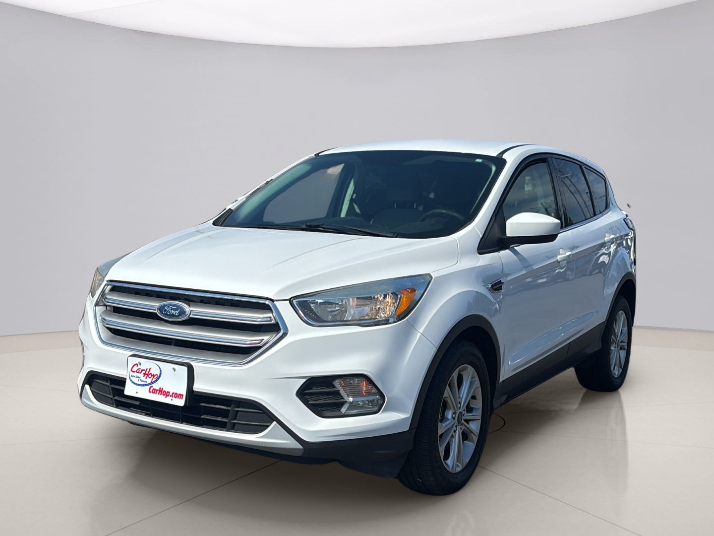 Used 2017 White Ford SE 4WD image 3