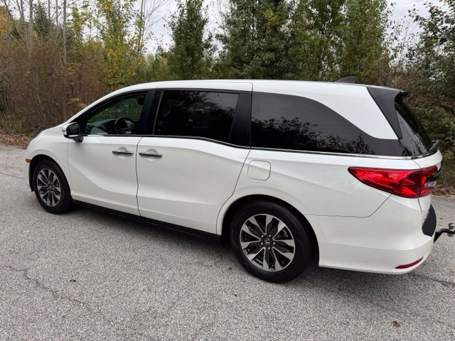 Used 2022 Platinum White Pearl Honda EX-L image 7