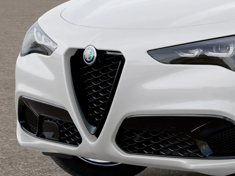 New 2026 Milano White Exterior Paint Alfa Romeo  image 7