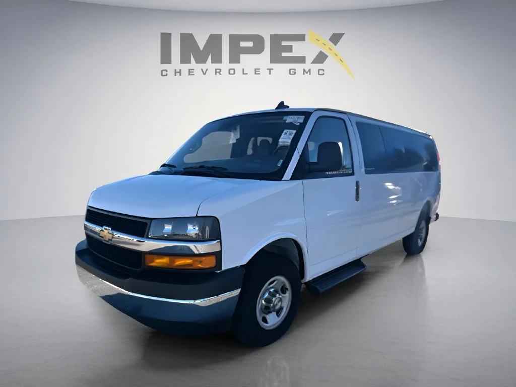 Used 2025 White Chevrolet LT image 1
