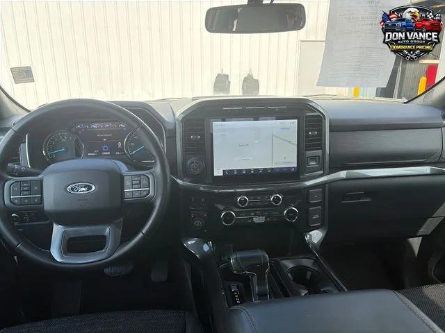 Used 2023 Blue Ford XLT image 12