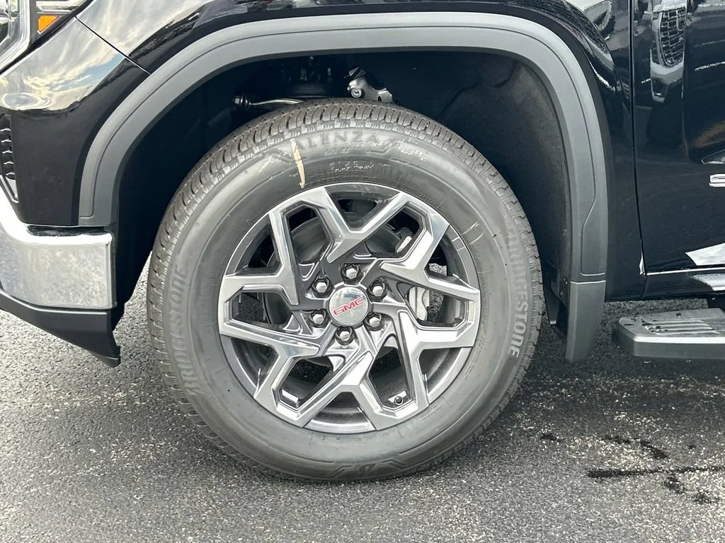 New 2026 Onyx Black GMC SLT image 13
