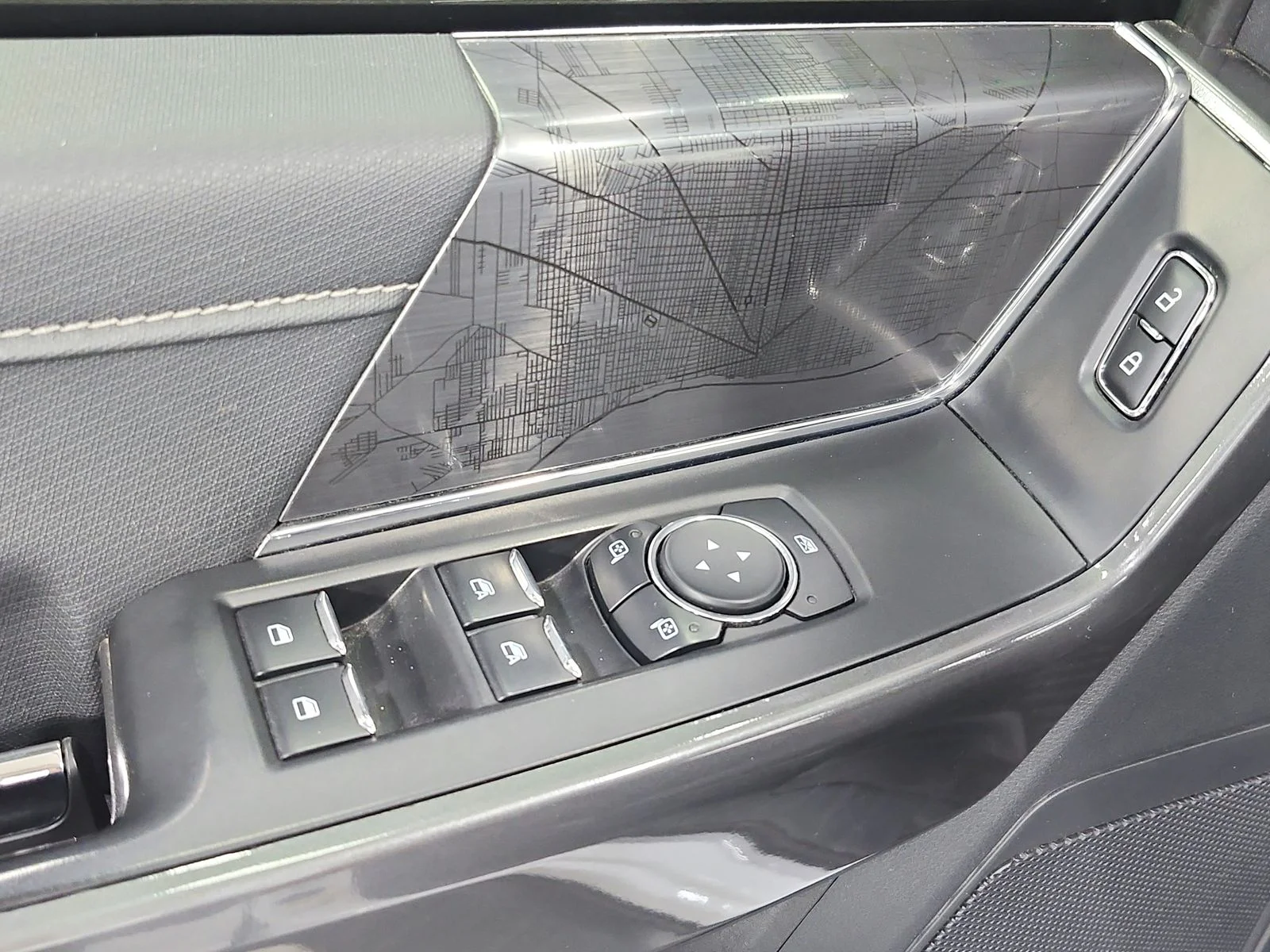 Used 2023 White Ford XLT image 38