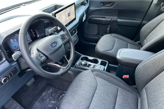 New 2026 Space White Metallic Ford XLT image 30